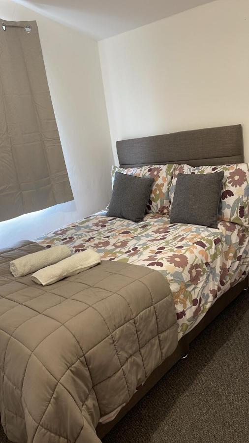 Small Room In Horfield 3 Бристол Екстериор снимка