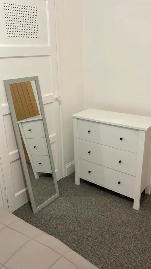Small Room In Horfield 3 Бристол Екстериор снимка